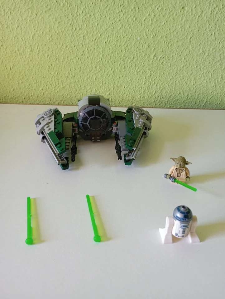 LEGO Star Wars 75360 Yoda's Jedi Starfighter, foto 1 de 5