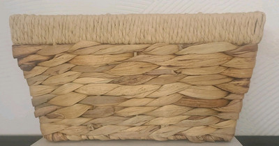 Small Rectangular Wicker Water Hyacinth Basket Storage Kitchen Bath 10''Wx5''Tx6''D