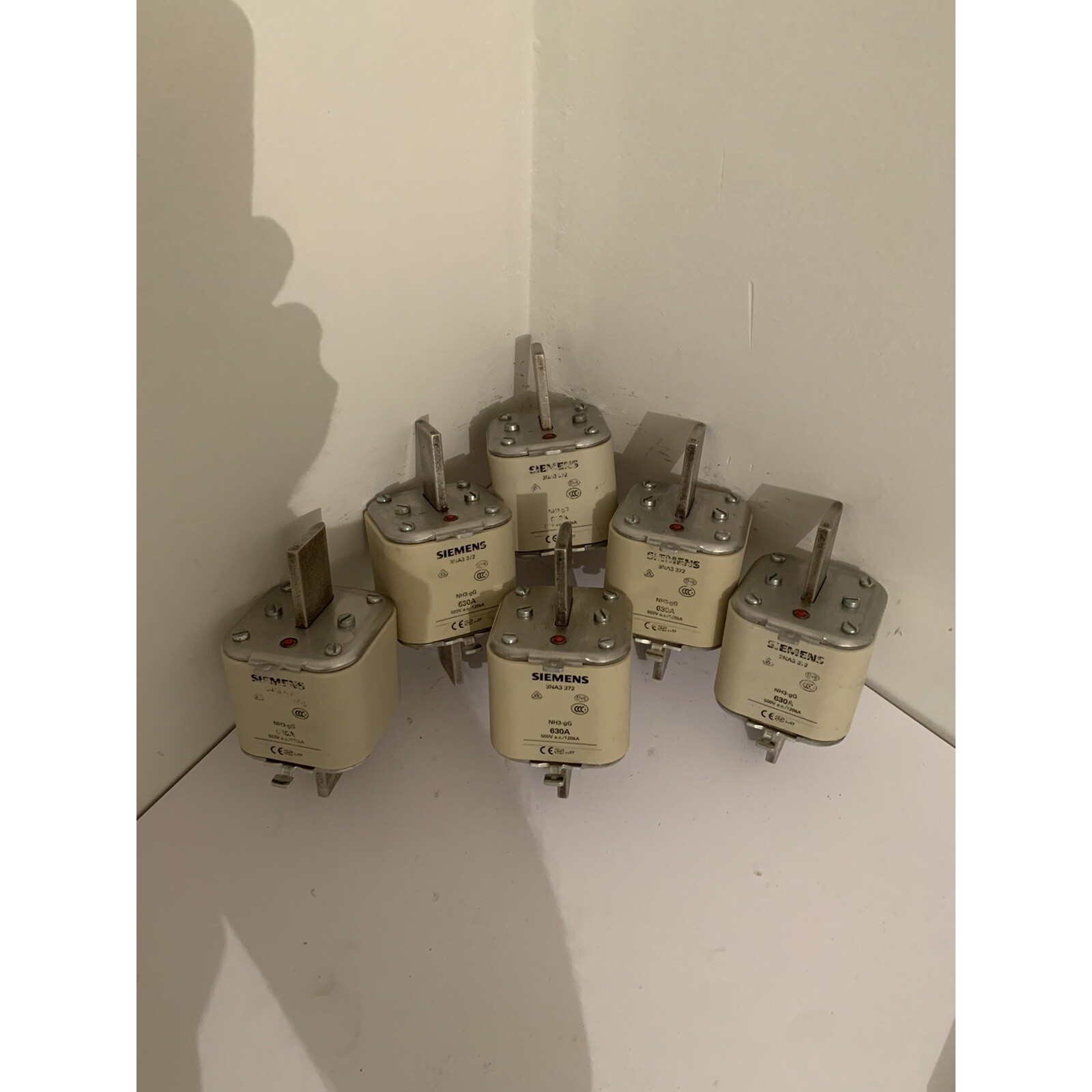 Siemens 3NA3 372. NH3-gG 630A Industrial Fuse
