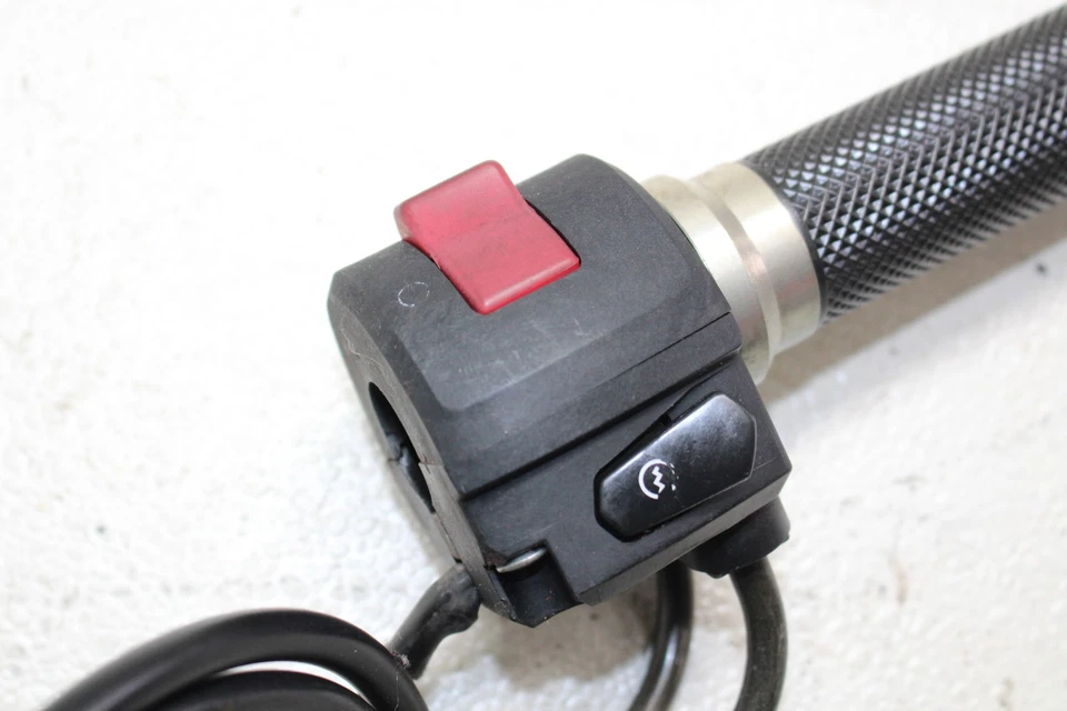 Interruptor de arranque derecho Yamaha YZF R6 YZF-R6 2003-2005 Foto 3 de 4