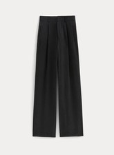 Everlane The Draper Pleated Pant in Buttersmooth Black Size 6 Short NWT