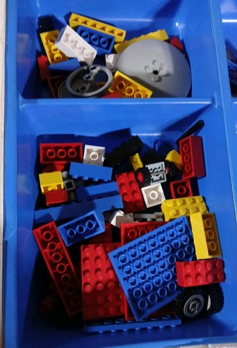 LEGO set 733 Universal Building Set, VINTAGE, USED 1979 W/ Orginal Box - Picture 16 of 18