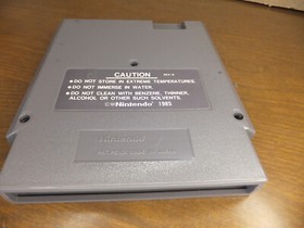 Vintage Nintendo NES  FAMILY FEUD Game Cartridge - Works