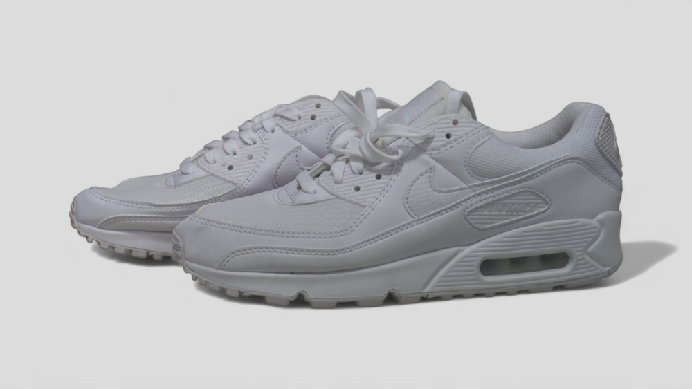 Nike Woman's Air Max 90 Sneaker