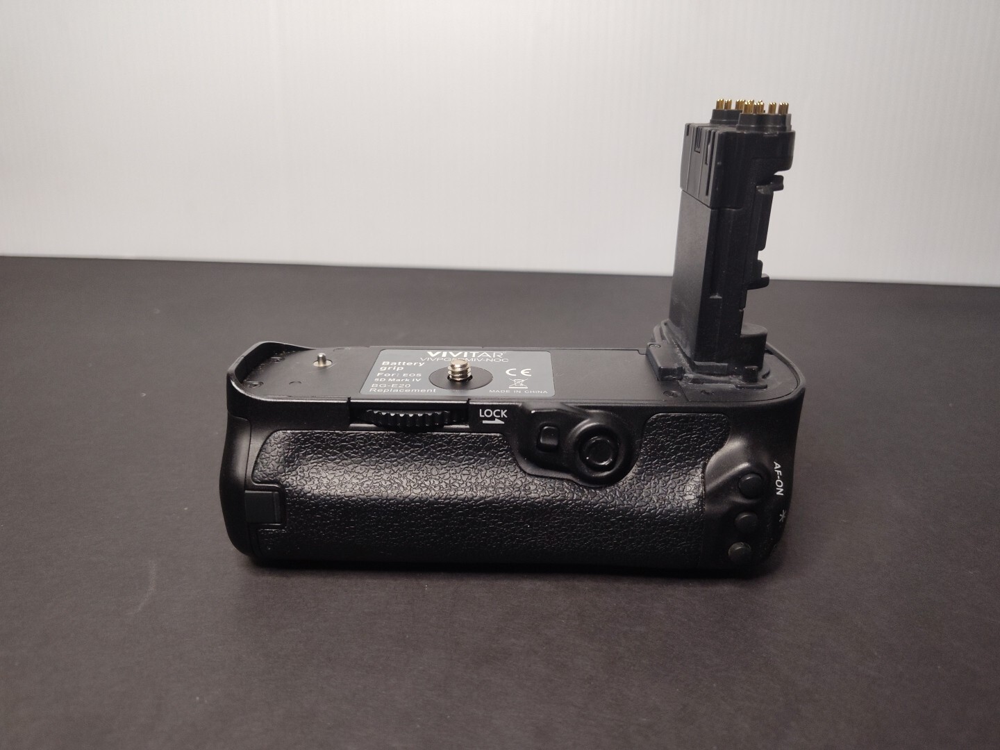 Vivitar Battery Grip for Canon EOS 5D Mark IV DSLR Camera Body - VIV-PG-5DMIV