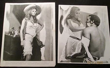 RAQUEL WELCH: (ORIGINAL VINTAGE PHOTOS,SEXY,CANDID,FILMS)