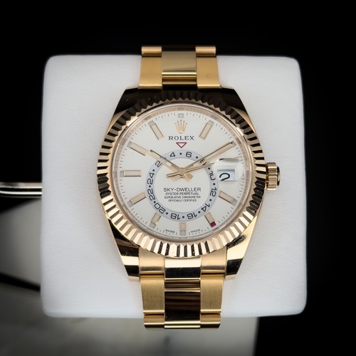 Rolex Sky-Dweller 326935 18k Everose Gold White Roman Dial 42mm Complete Set