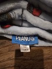 Peanuts Oversized Throw with Charlie Brown, Snoopy Playing  Sports — photo 4
