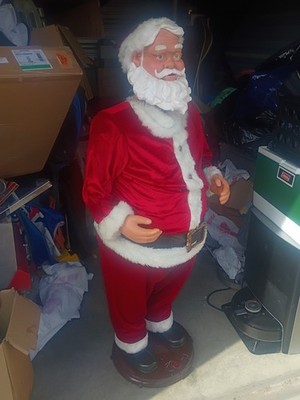 Gemmy Life Size Animated Singing Dancing Christmas Karaoke Santa 4 ft. Tall.