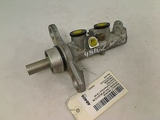Maître-cylindre de frein Renault MEGANE