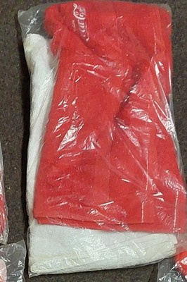 2 Coca-Cola Handtücher, rot und weiß, von Vossen Calypso, jeweils 90x50 cm