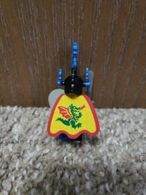 LEGO Castle: Medieval Knights 6105 100% Complete Wolfpack Dragon Minifigures Lot