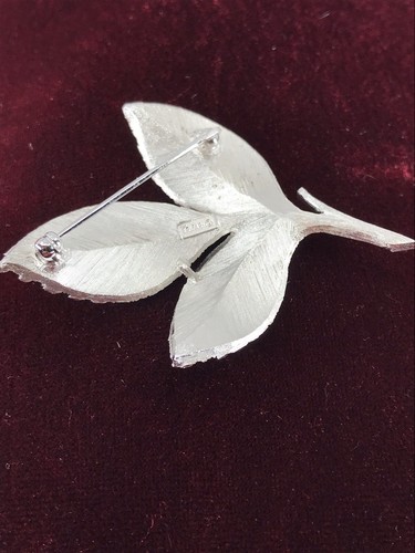Vintage Trifari 3 Silver Leaf Leaves Brooch Pin - Picture 10 of 18