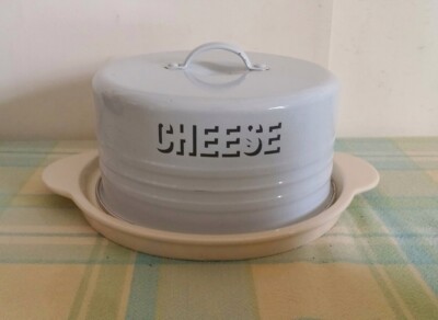 VTG Typhoon Kitchen Cheese Plate w/ Metal Lid
