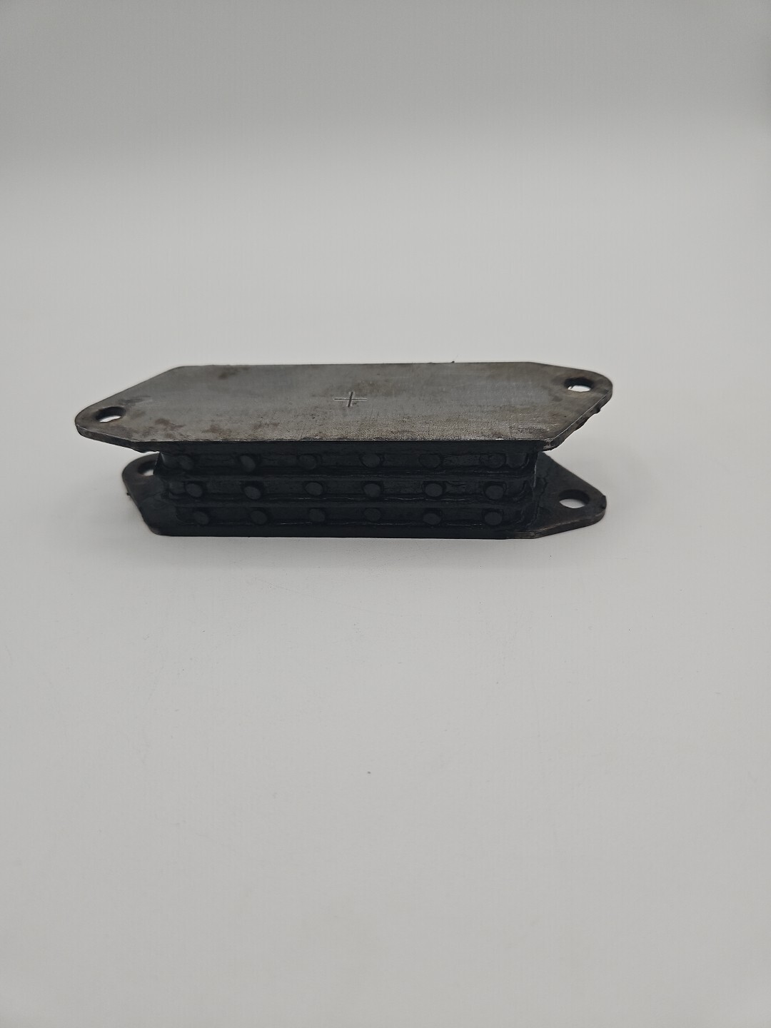 BENTLEY & ROLLS ROYCE FRONT ENGINE MOUNT (1 per car) (UR4639)