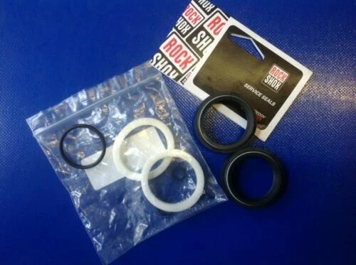 Forcelle neri Rockshox per biciclette