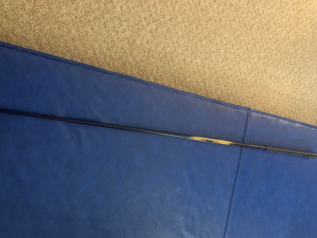 Kunnan EXT Mid-Oversize Graphite Driver S-Flex Shaft Leather Grip  display picture 1