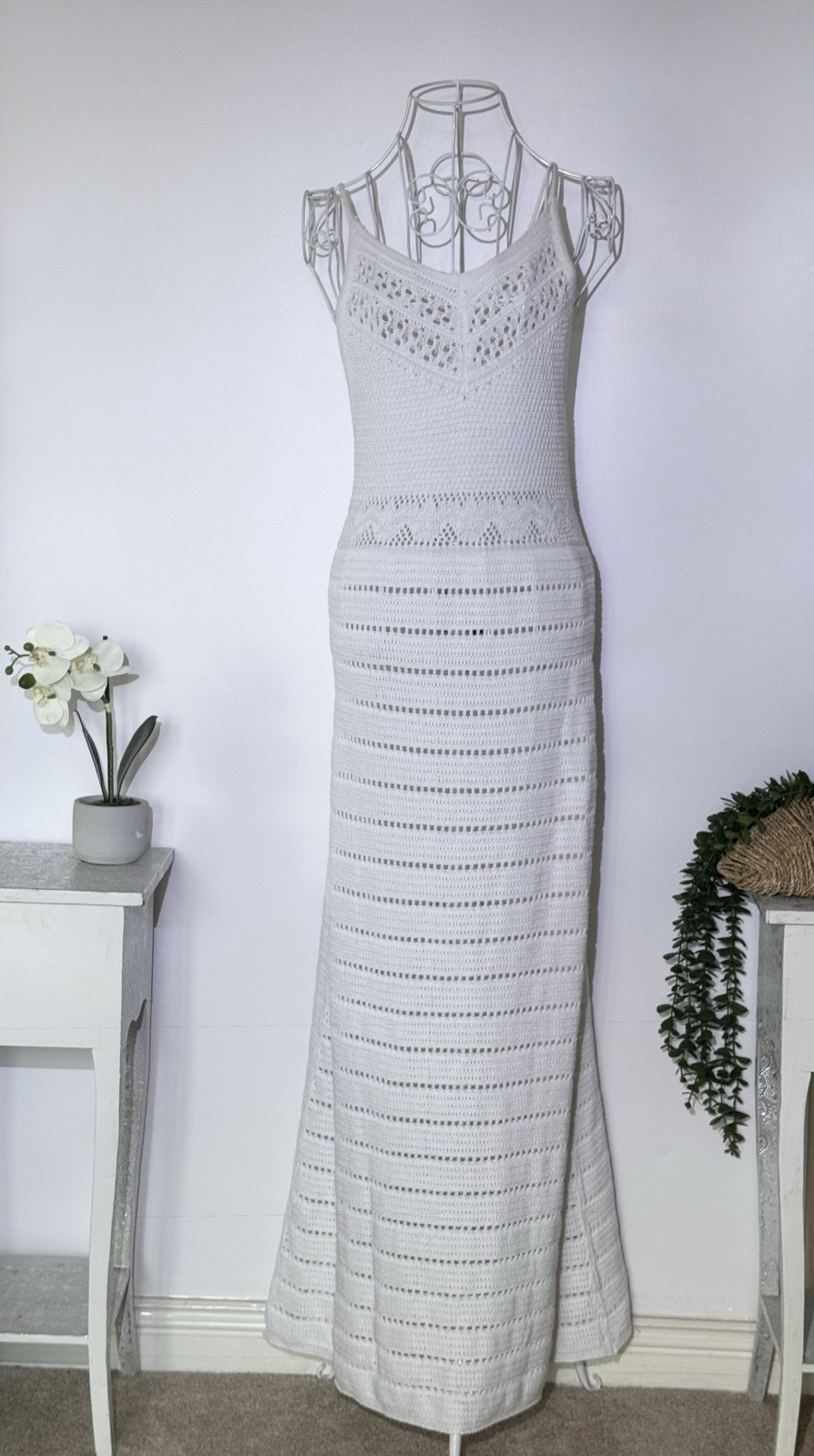 Stunning Zara White Open Back Knit Maxi Dress - Size Uk Medium - RRP £85 BNWT