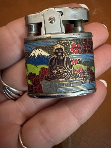 Beautiful Vintage Japanese Lighter