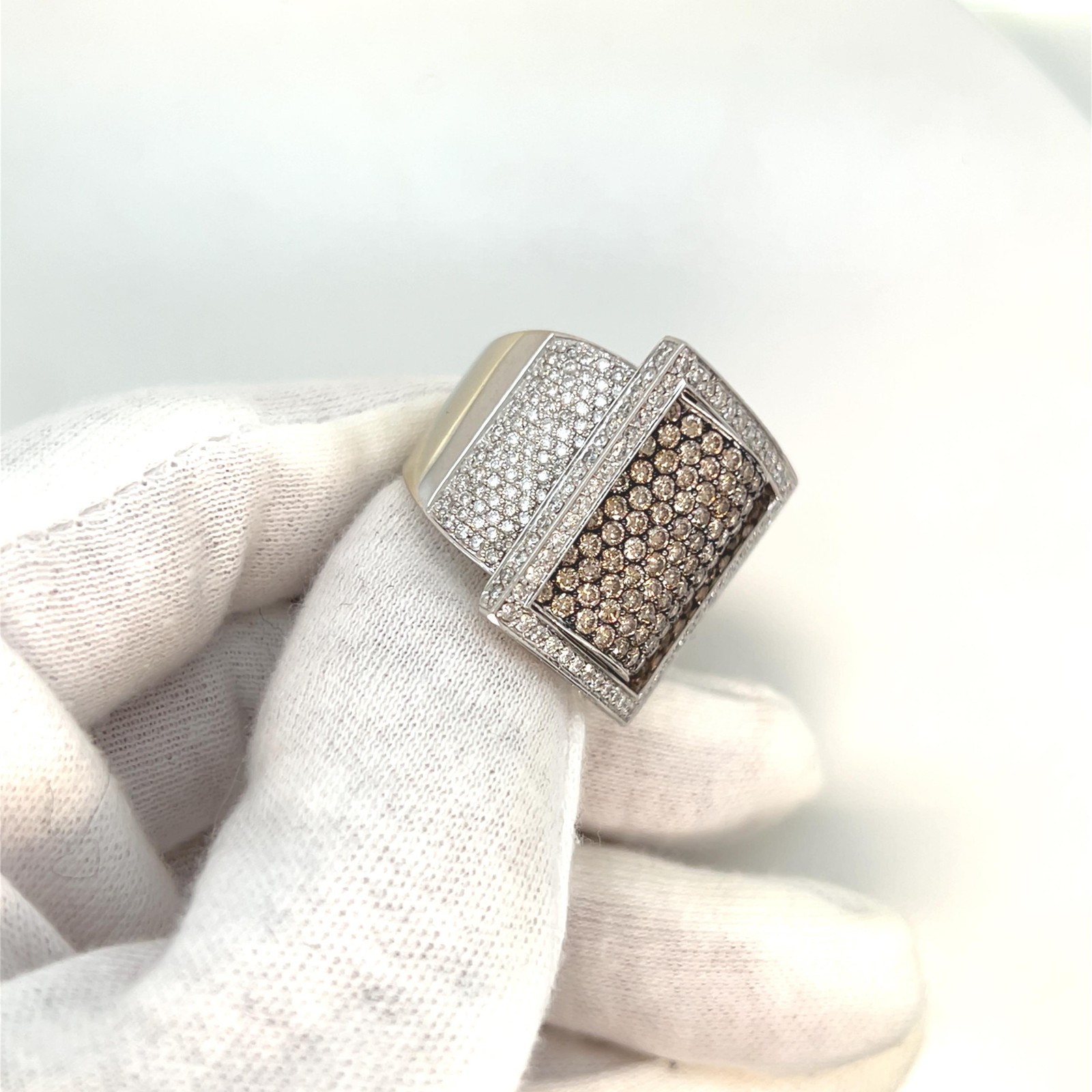 Diamond 18Kt Rectangular cluster Ring with White … - image 13