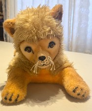 TOY ~ PLUSH ~ VINTAGE ~ TRUDY TOYS ~ XL LION ~ GLASS EYES ~  29" L x 10" W ~ GC
