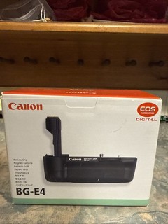 Canon BG E4 Boxed Battery Grip for Canon EOS Opened Never Used