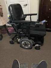 Quantum Q6 Edge Power Wheelchair