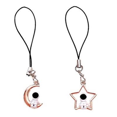Unique Keyring Charm Moon/Star Astronaut Keychain Pendants for Fashion Lovers