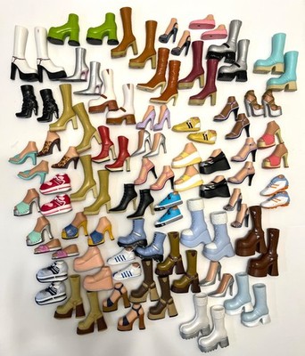 Bratz Doll's Assorted Girls Shoes Lot of 47 pairs Read
