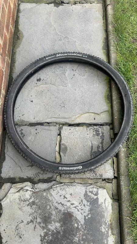 Continental Mountain King MTB Tire (29 x 2.2)