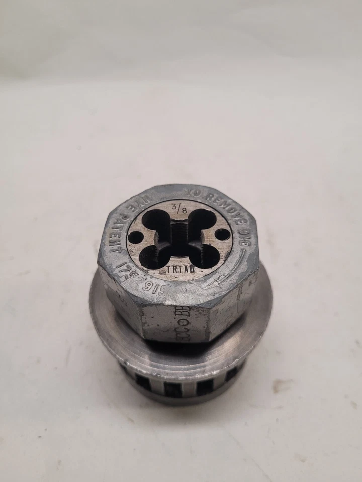 NYE 3/8" NPT DIE HEAD - CHIPPED TEETH - DROP HEAD TYPE - Image 4 of 4