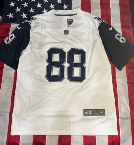 🔥🔥Dallas Cowboys #88 Cee Dee Lamb stitched Football Jersey Men’s 2XL 🔥🔥