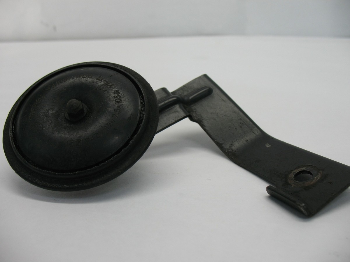 92 KAWASAKI NINJA ZX110C ZX11 RIGHT HIGH TONE HORN | eBay