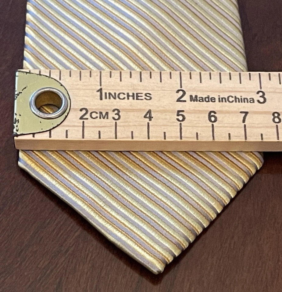 Gravata masculina Perry Ellis Portfolio dourada 100% seda feita em ChinA - Imagem 4 de 4