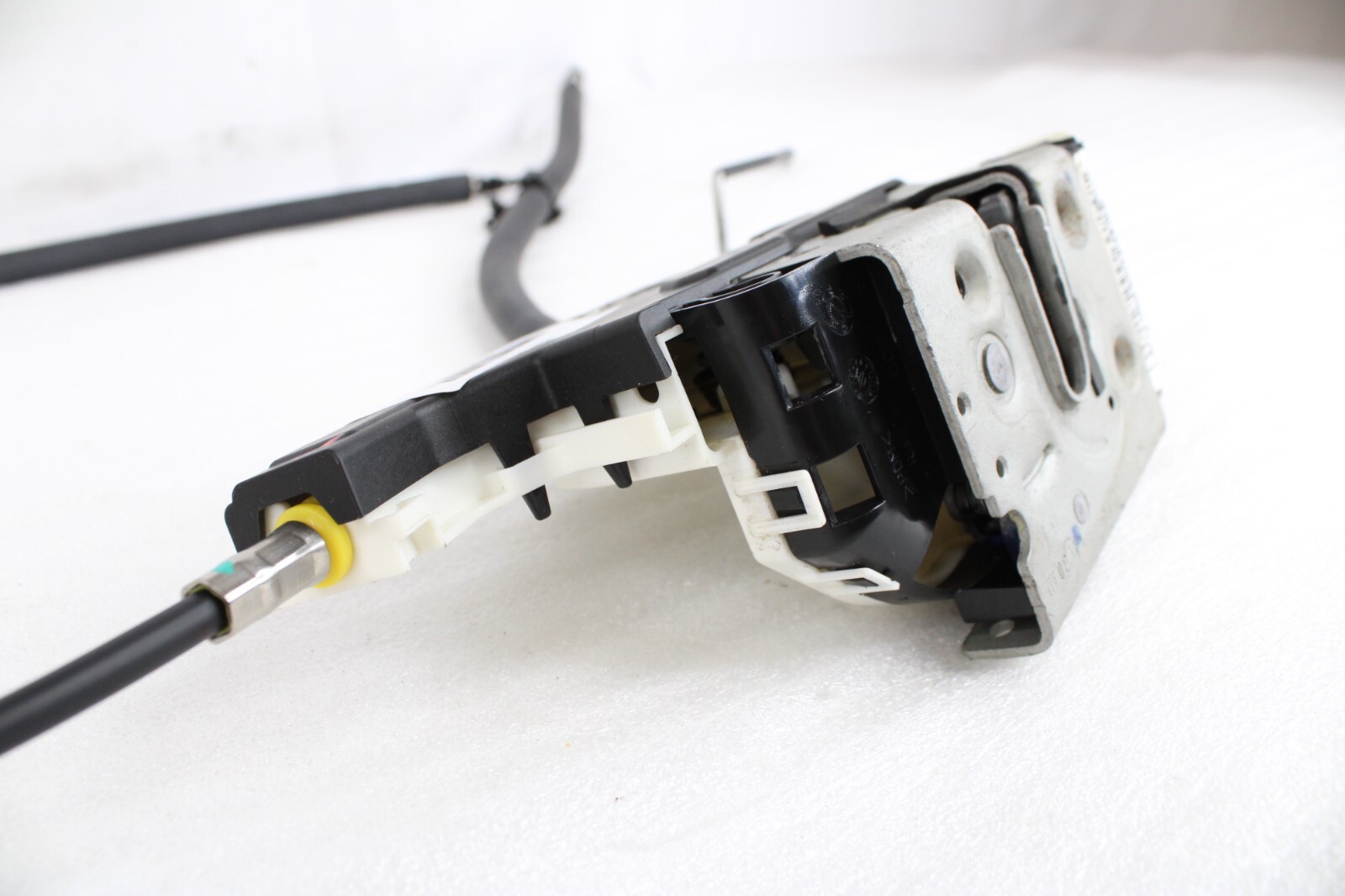 2014-2020 MASERATI GHIBLI S RIGHT PASSENGER FRONT DOOR LOCK LATCH ACTUATOR OEM 