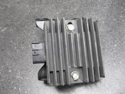 12 Kawasaki Ninja 650 EX650 650R Voltage Regulator Rectifier OV2