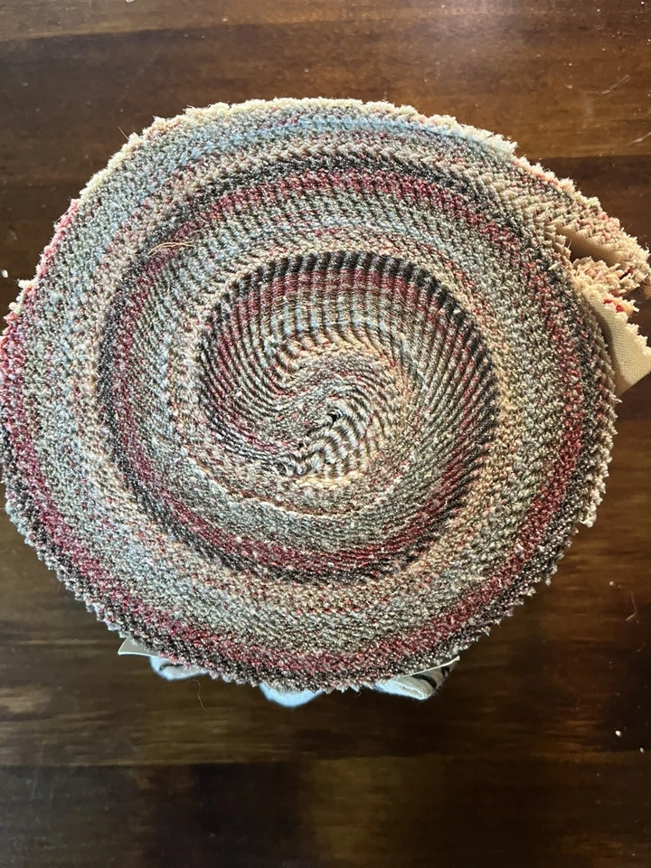 Moda Jelly Roll Aviary Peace on Earth 3 sisters - Image 2 of 2