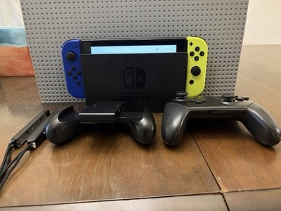 Nintendo Switch HAC-001 V1 Low Serial XAW1000 Bundle Pro Controller 256GB
