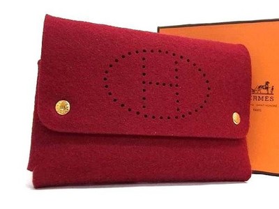 Hermes Etu cult GM Felt Gold Hardware Playing Card Case Red Fa3889