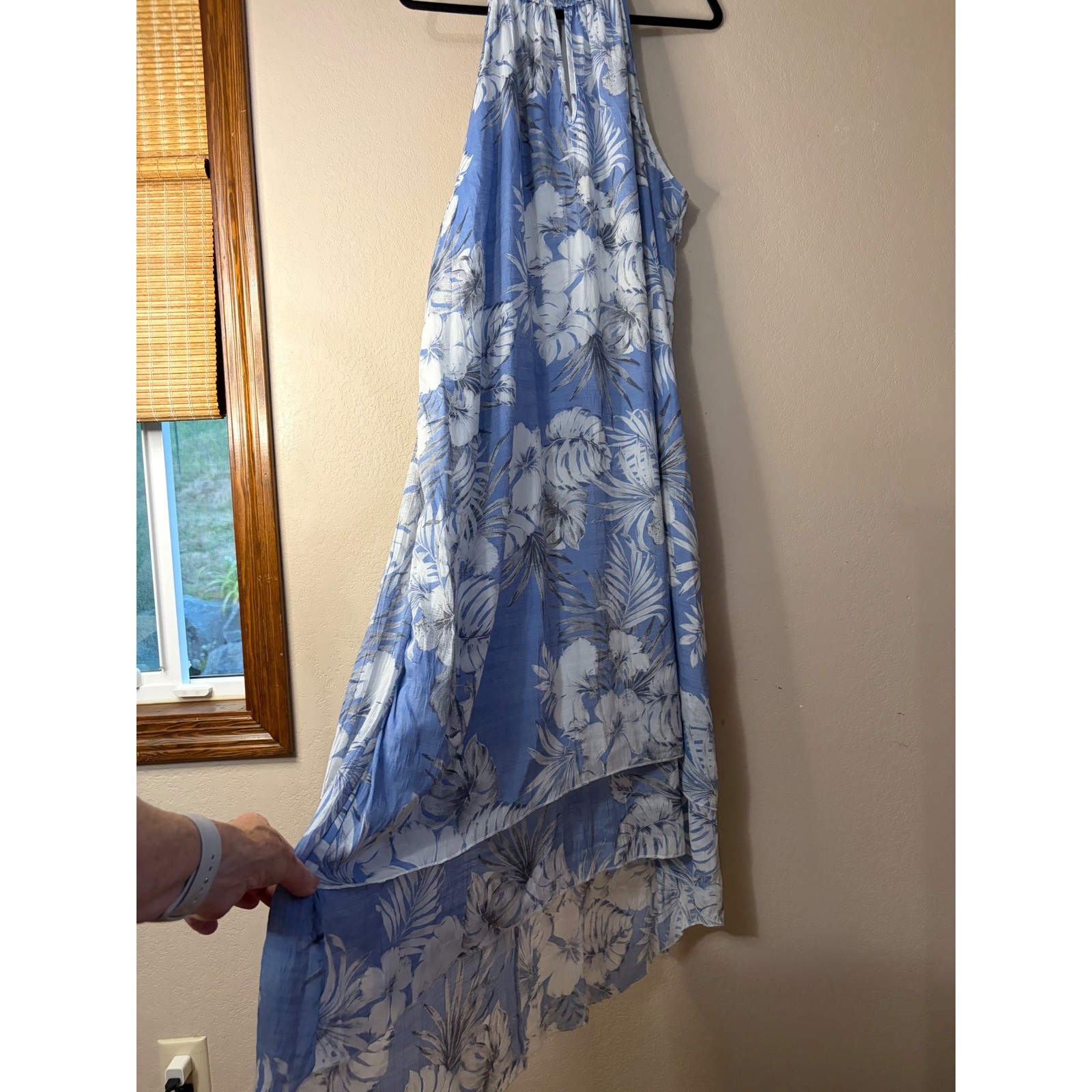 Tropical Blue White Floral High Low tiered Maxi Dress Smocked Neck Keyhole XL