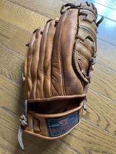 Rare R.K. Mizuno general soft mitt