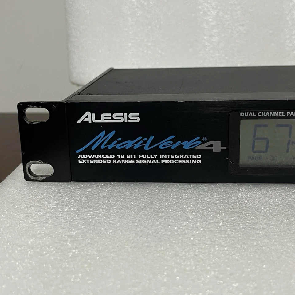 Alesis Midiverb 4 Multi-Effects Processor Midi-verb IV Four Reverb FX U264497 - Image 3 of 4