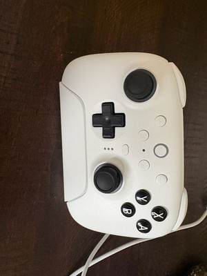 8BitDo Ultimate Bluetooth Controller with Charging Dock - White