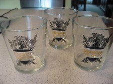 Lote De Colección De 3 Vasos Con Escudo De Armas Caballeros MCM