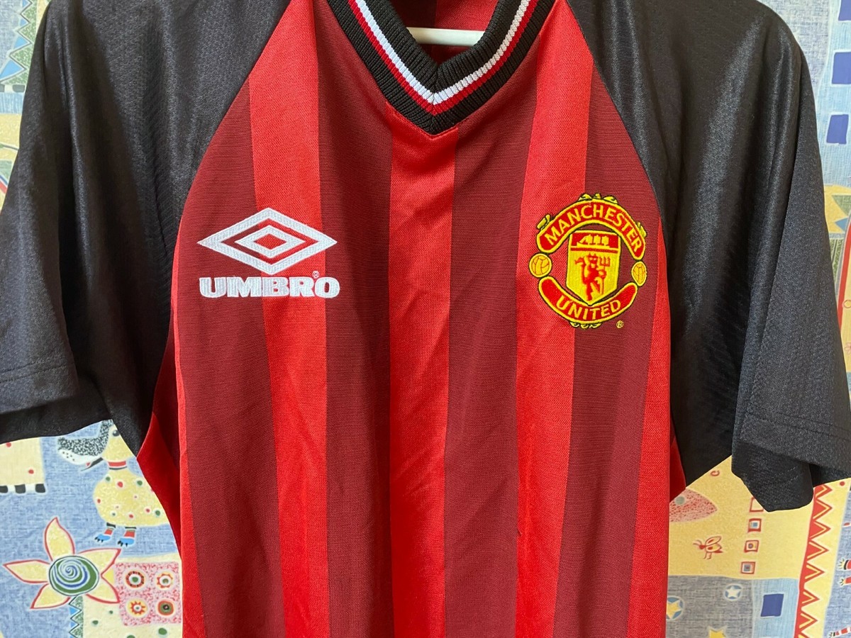 MANCHESTER UNITED RARE UMBRO TRAINING SHIRT JERSEY YXL | eBay