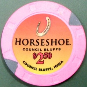 $2.50 Casino Chip. Horseshoe, Council Bluffs, IA. Z62.
