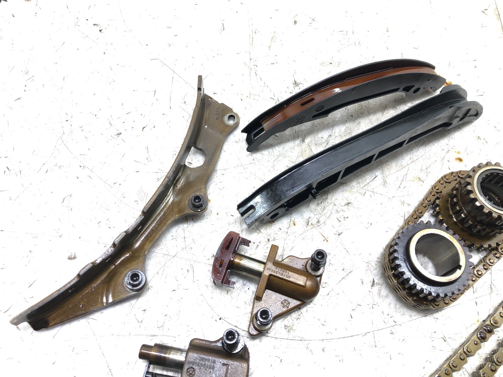 2014-2019 MASERATI GHIBLI S Q4 3.0L ENGINE TIMING CHAIN TENSIONER GUISE #NOTES.