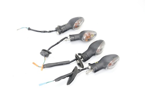 Juego de indicadores de giro Honda VFR800X Crosrunner 2011-2014 fabricante de equipos originales - Imagen 3 de 4