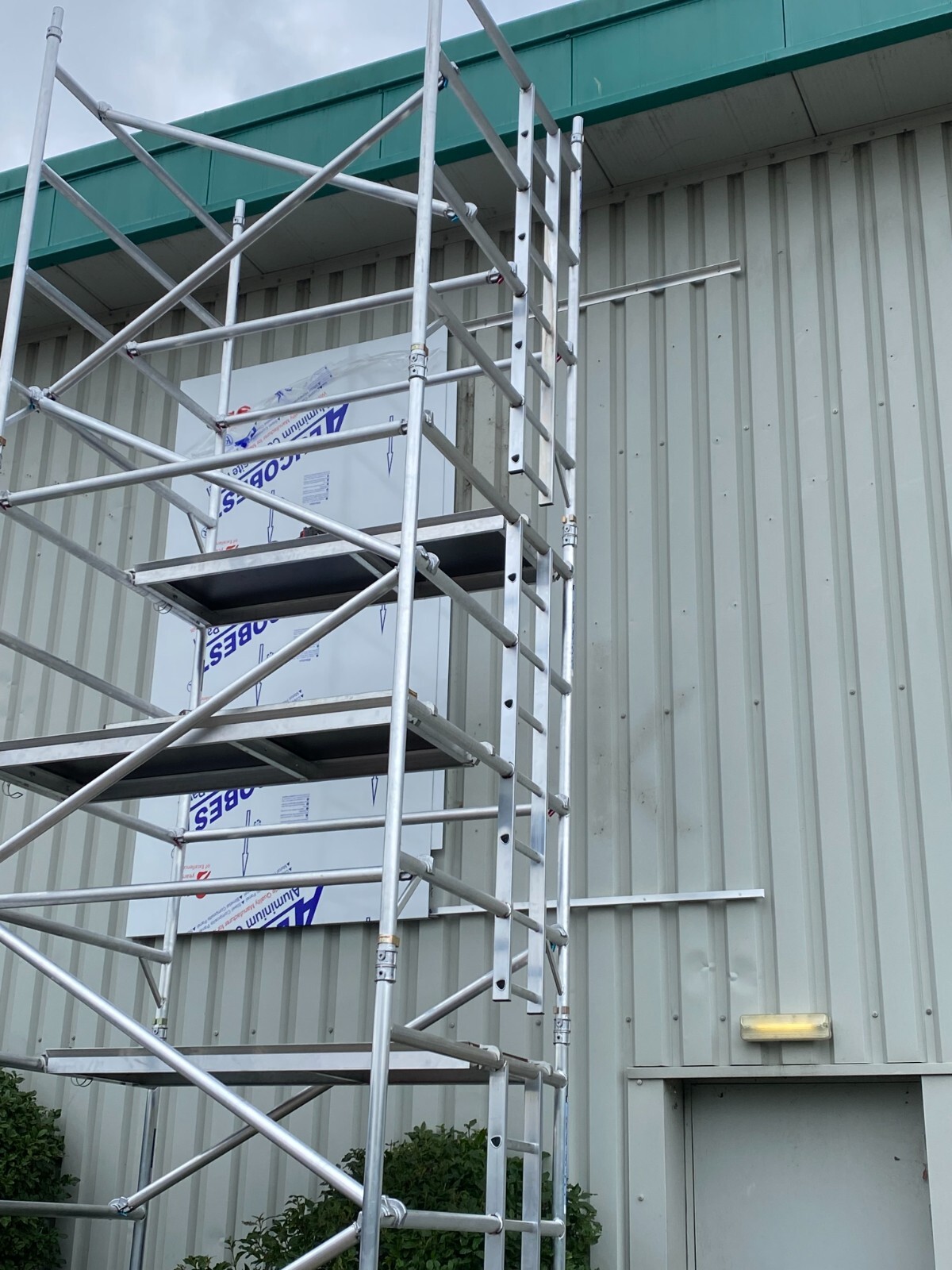 Lewis Scaffold Tower 2.5m Wide 4.2m Platform eBay