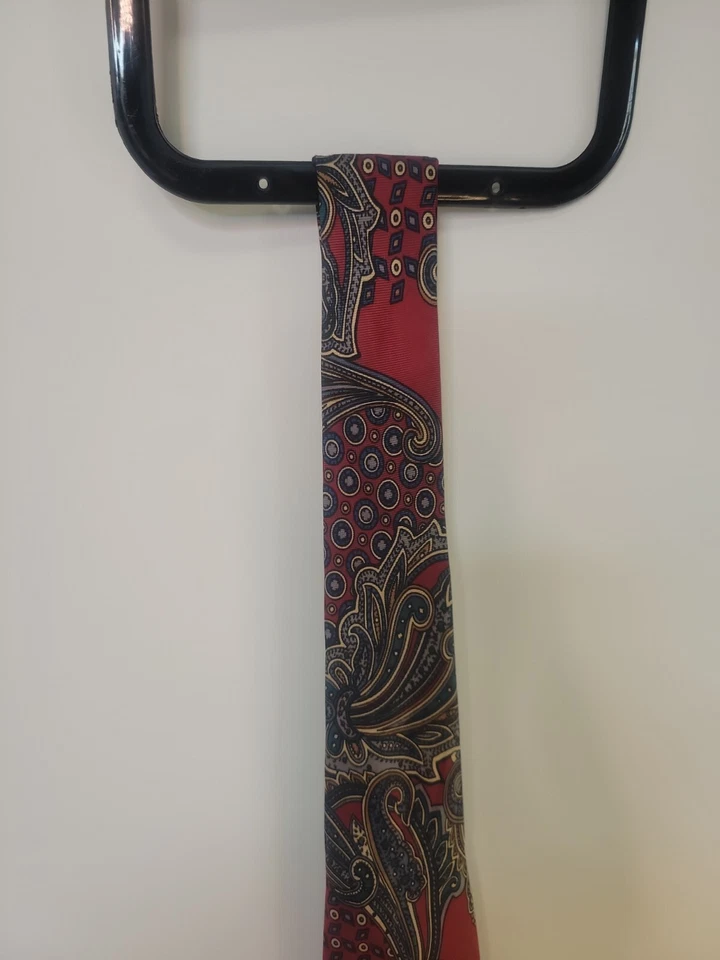 Albert Nipon - Men's Formal Neck Tie - 57"L x 4"W - Red & Blue - 100% Silk - Image 3 of 4